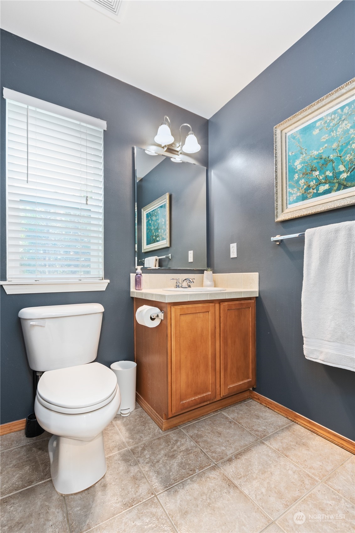 8634 Northeast 201st Place Bothell, WA 98011 - Photo 12 of 40 Gallery Image 12
