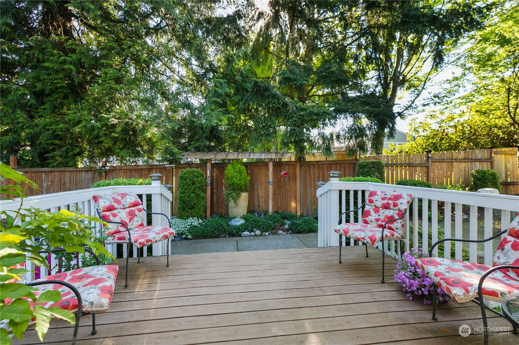 8634 Northeast 201st Place Bothell, WA 98011 - Photo 27 of 40 Gallery Image 27