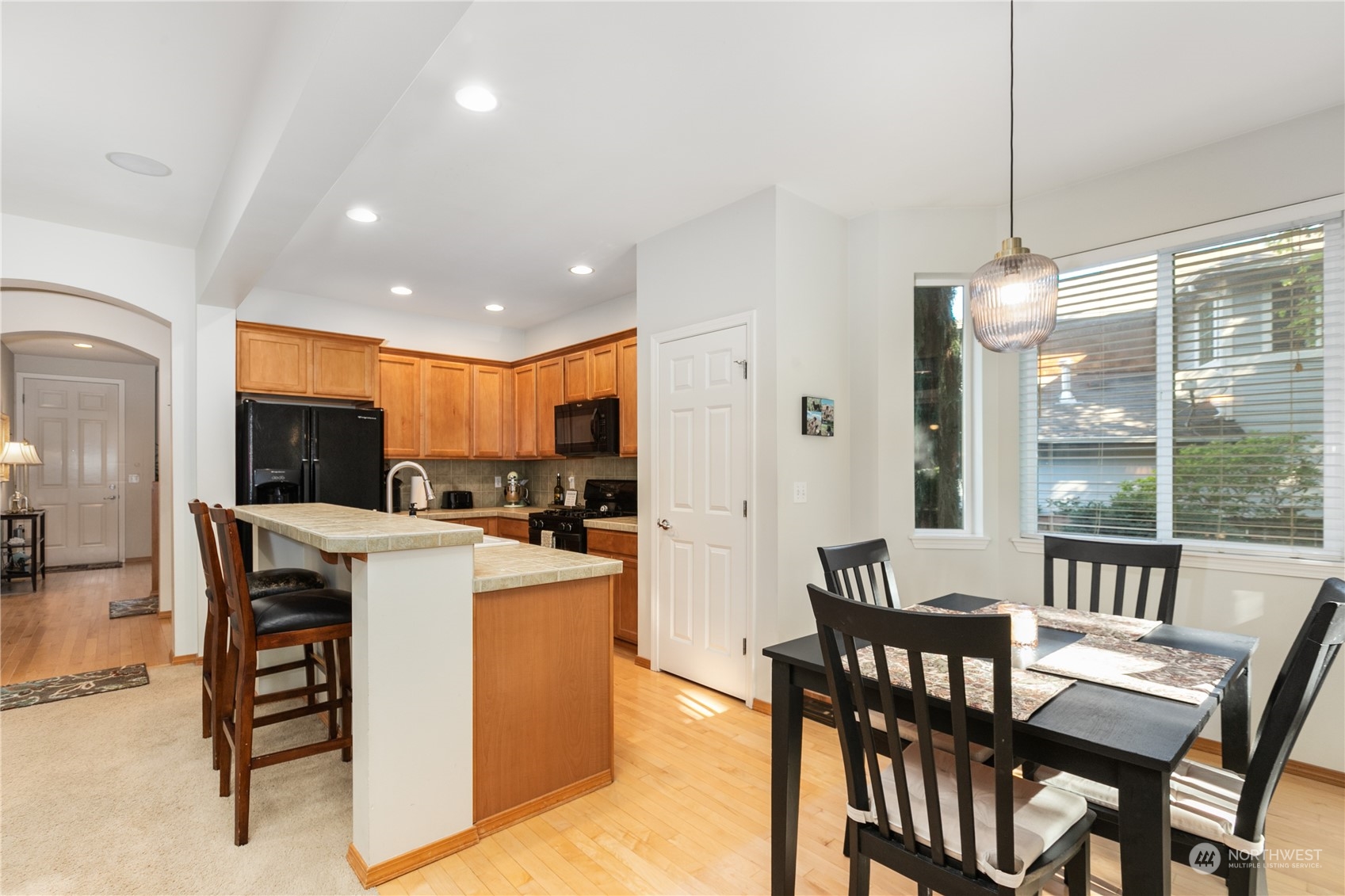 8634 Northeast 201st Place Bothell, WA 98011 - Photo 4 of 40 Gallery Image 4