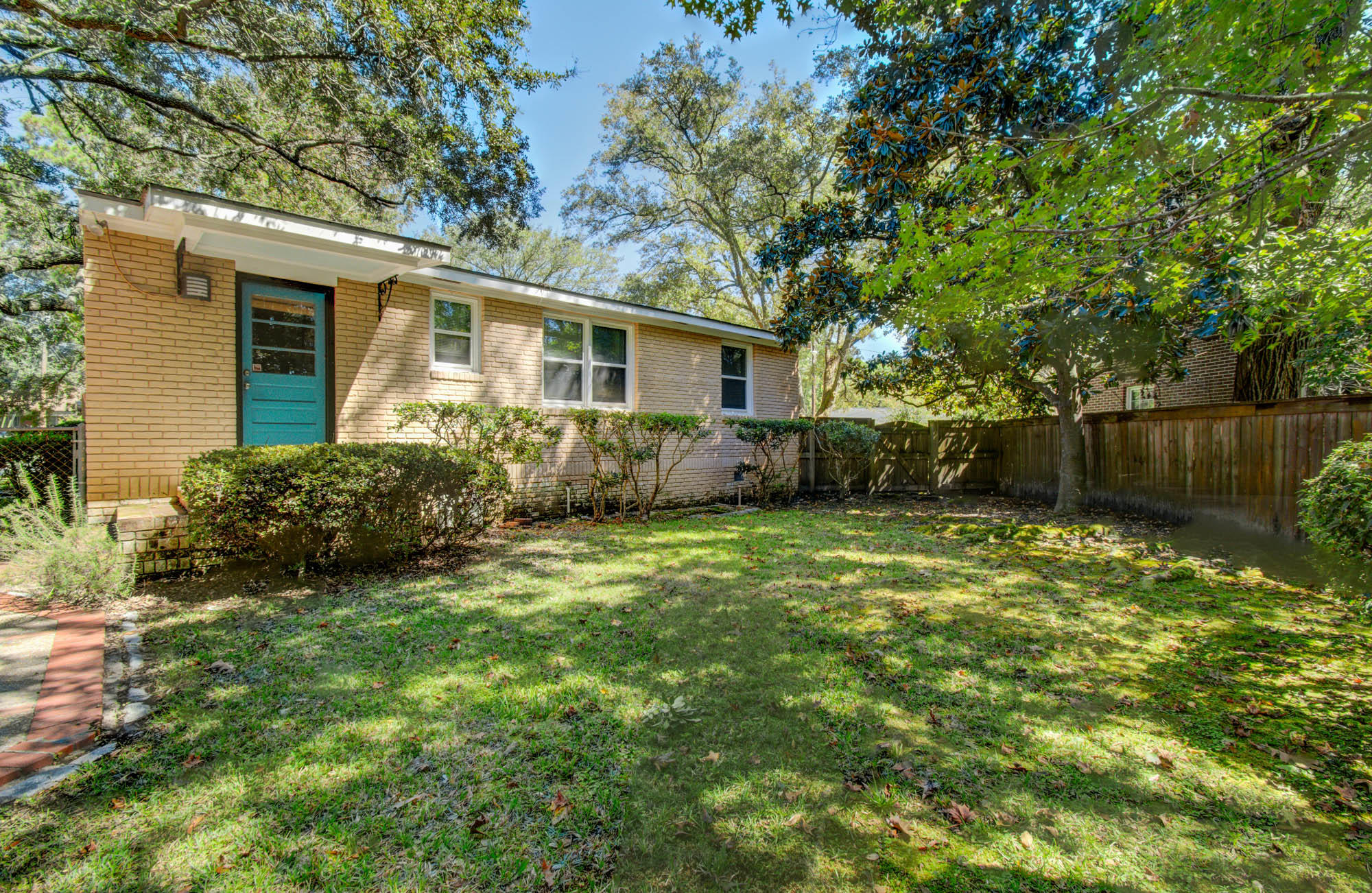 749 Longfellow Road Charleston, SC 29407 - Photo 19 of 22 CalSiglerPhotography-749Longfellow (22)