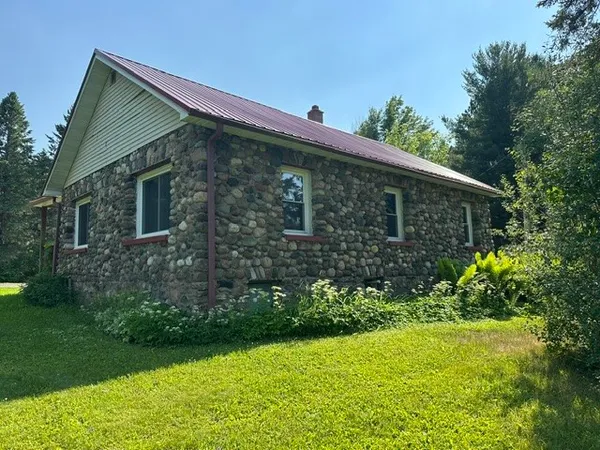 $199,000 | 6901 North Zett Road, Winter, WI 54896