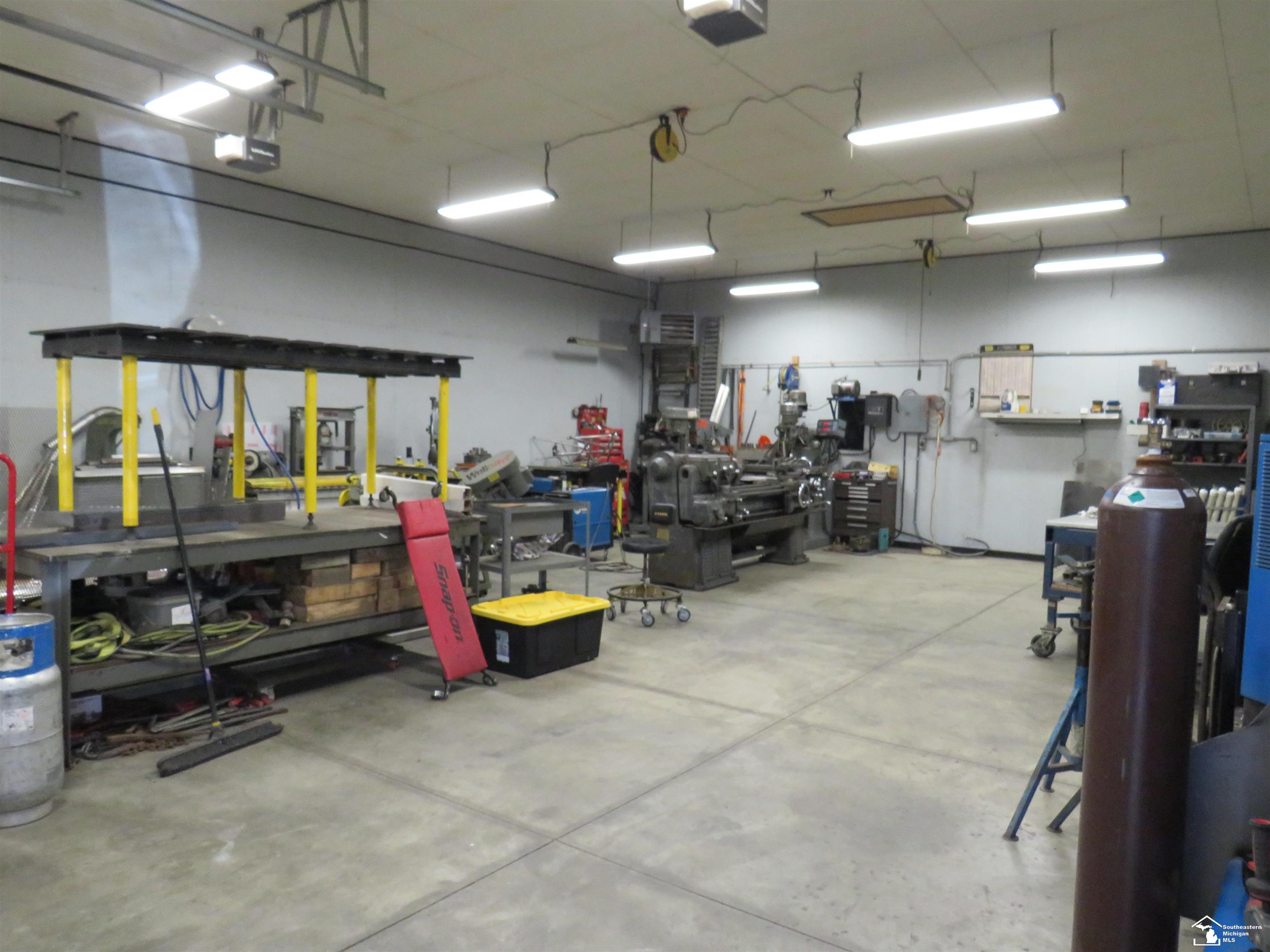 4903 Wells Road Petersburg, MI 49270 - Photo 27 of 39