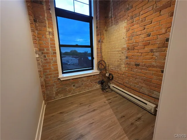 $2,250 | 100 Buckley Road, Salina, NY 13088