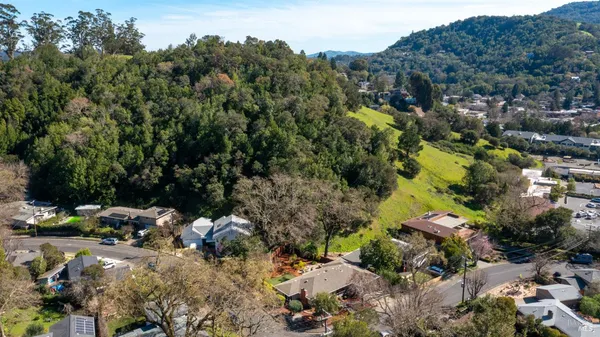 $1,600,000 | 118 Marinda Drive, Fairfax, CA 94930