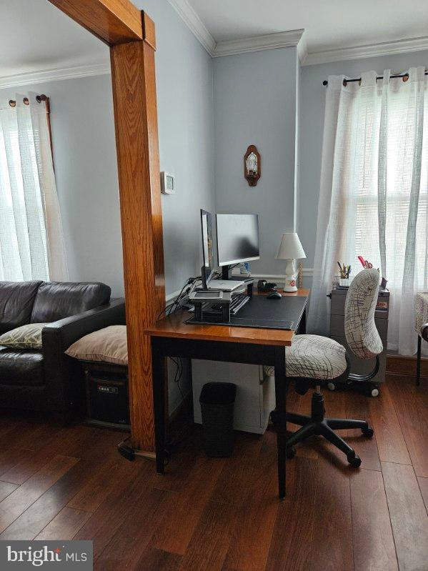 3911 4th Street Baltimore, MD 21225 - Photo 11 of 18 a living room with furniture and a window