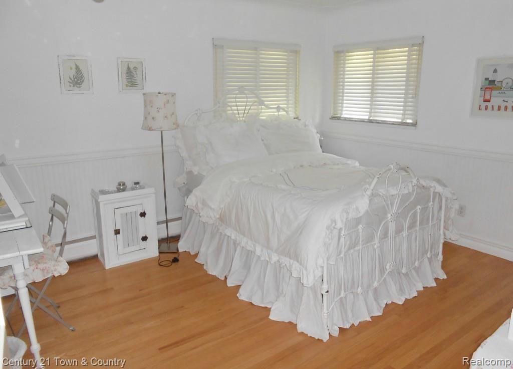 604 Wilwood Road Rochester, MI 48309 - Photo 24 of 48 Mstr Bdrm 1.jpg