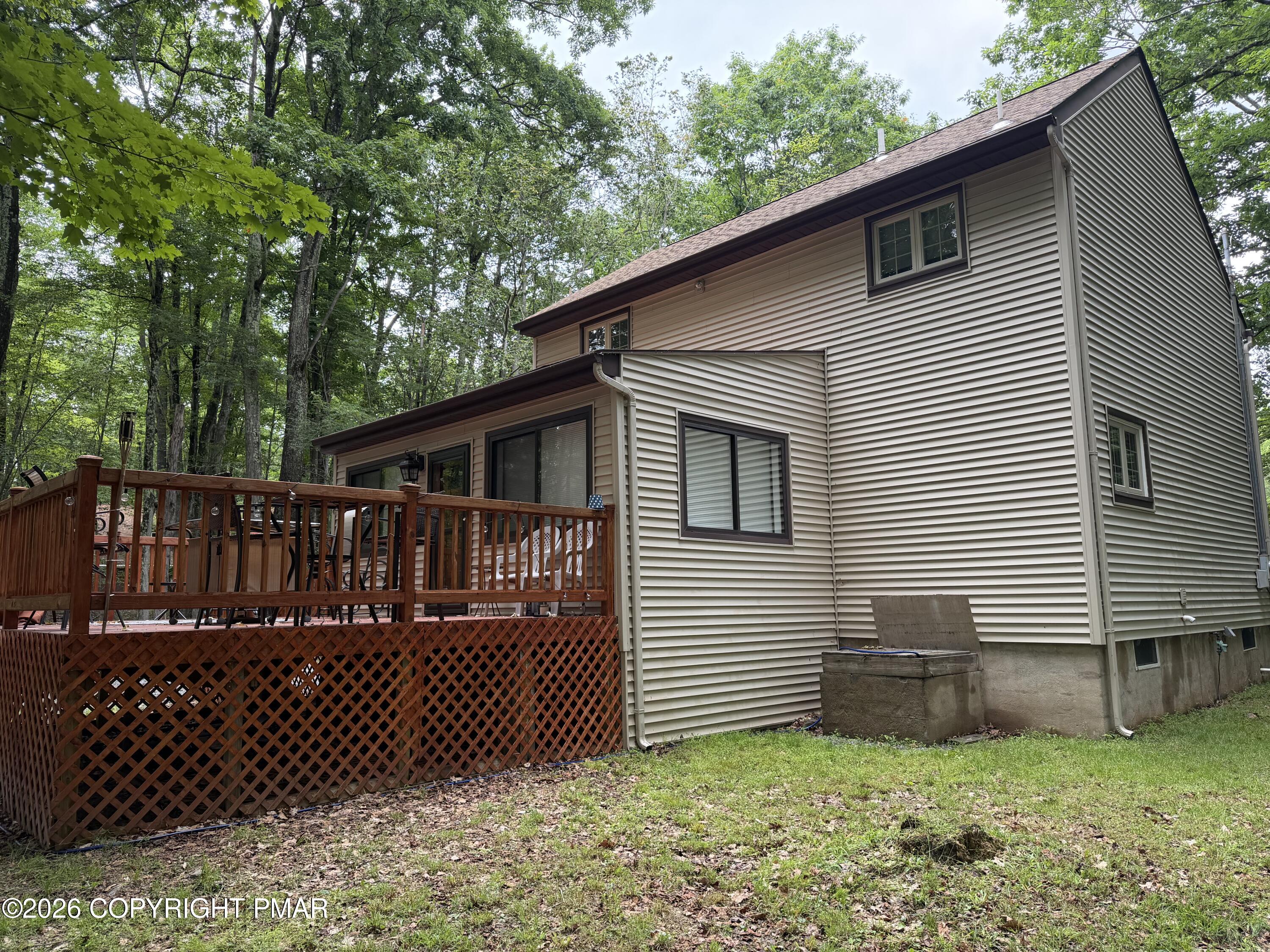 136 Michigana Drive Pocono Lake, PA 18347 - Photo 6 of 39 IMG_9280(12)