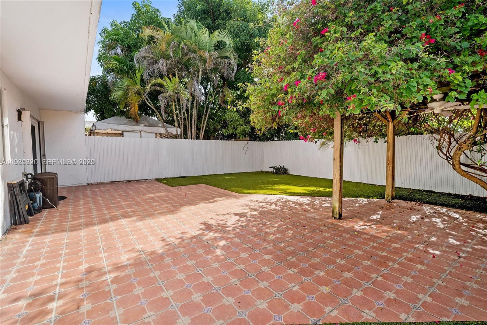 10922 Southwest 25th Street Miami, FL 33165 - Photo 31 of 33 a view of a backyard