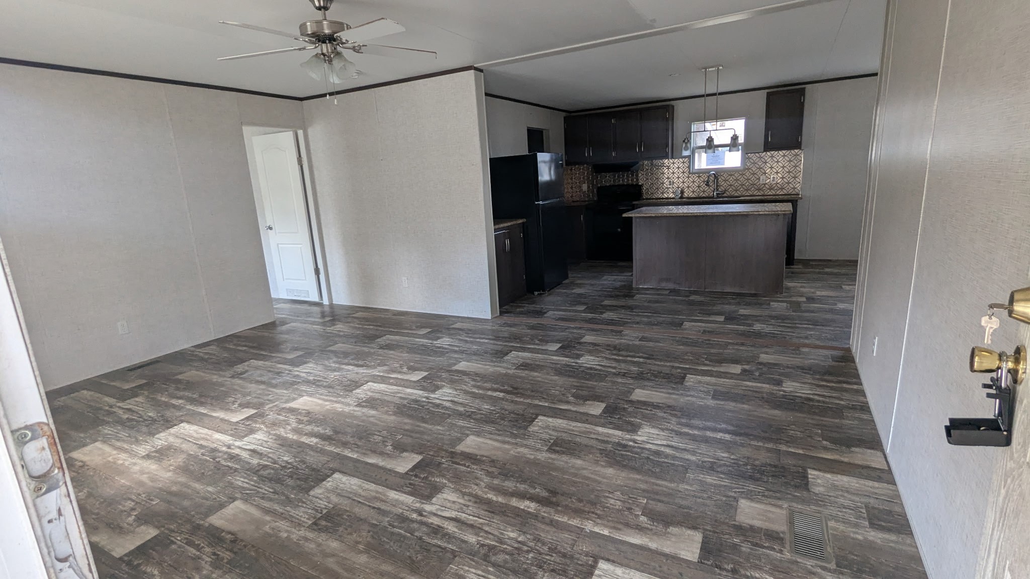 15695 Schank Road Conroe, TX 77306 - Photo 8 of 14