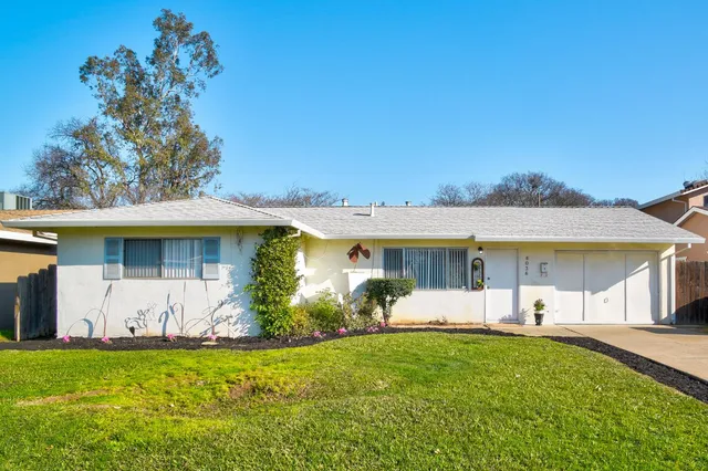 $367,000 | 8036 Glen Valley Circle, Citrus Heights, CA 95610