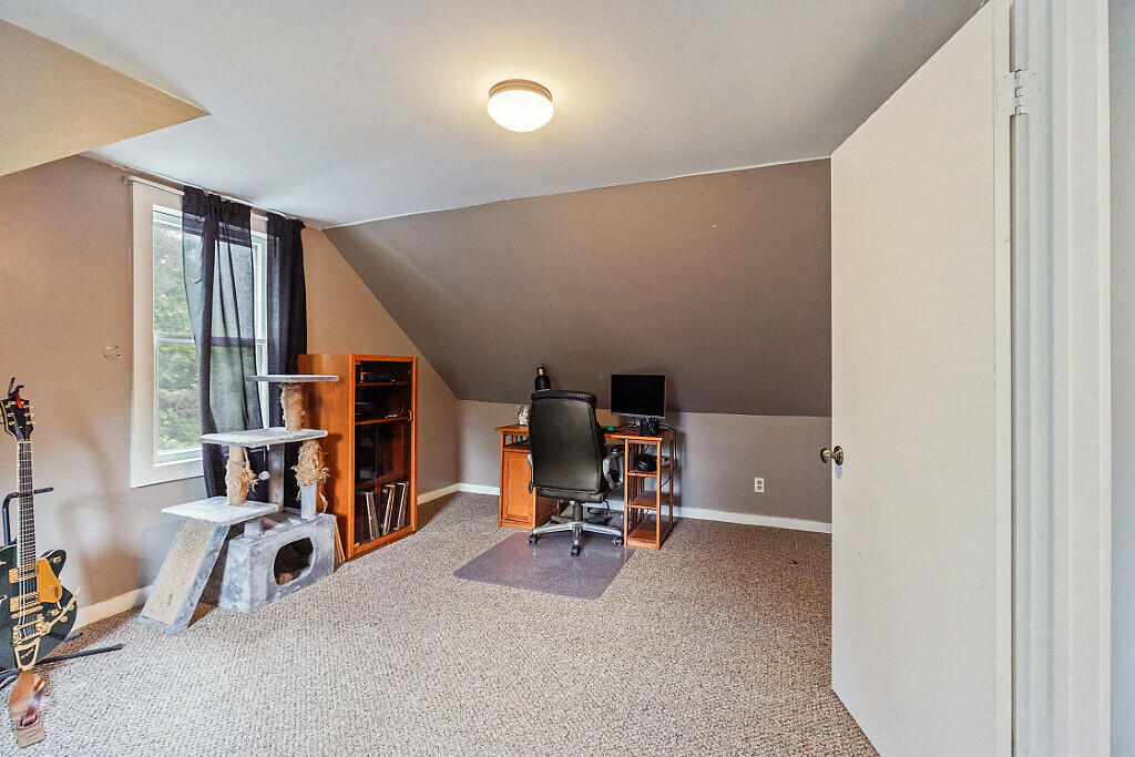 77 West River Road Waterville, ME 04901 - Photo 23 of 48 Bedroom 3