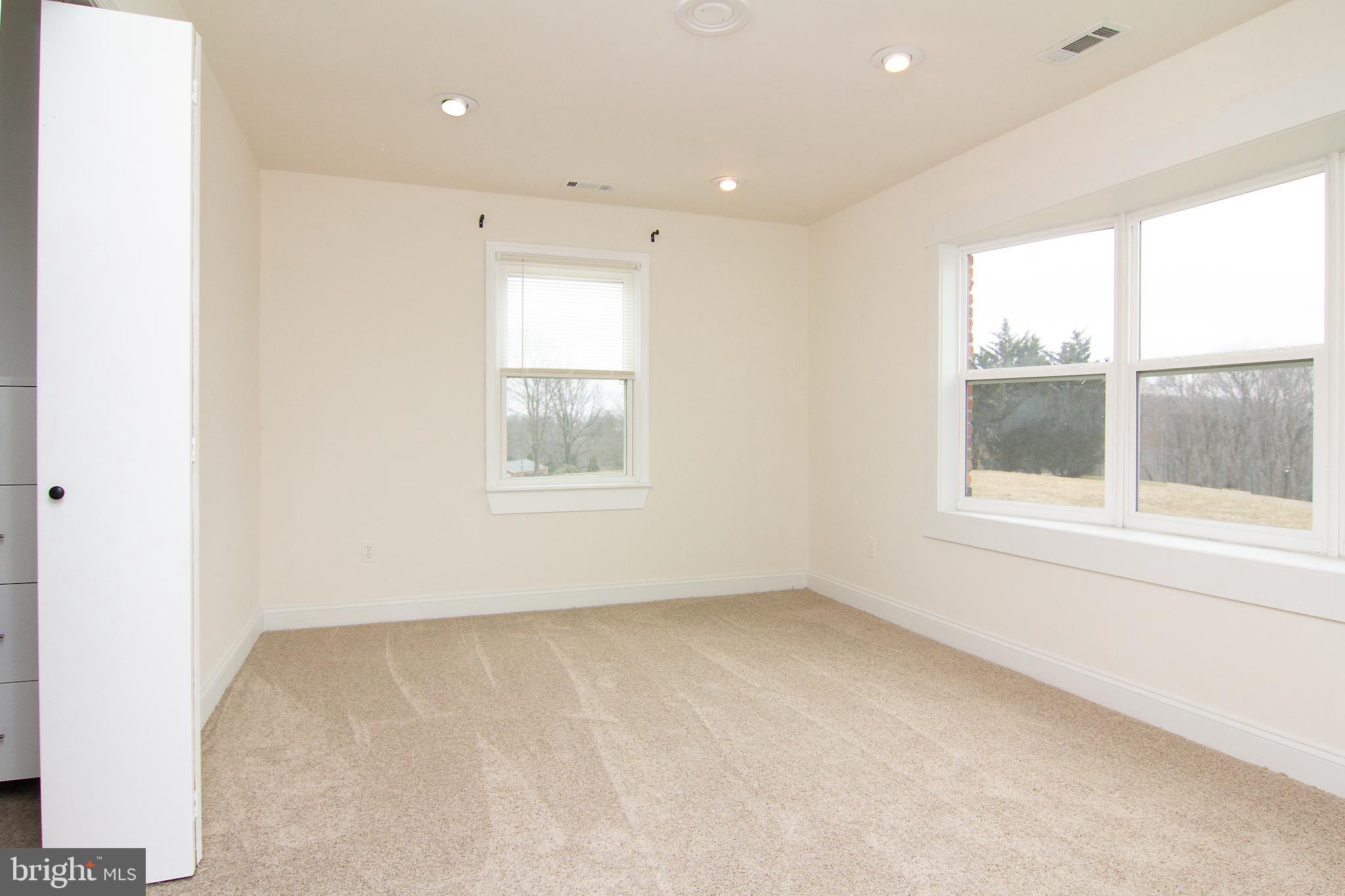2323 Gillis Road Mount Airy, MD 21771 - Photo 19 of 31 Au Pair Bedroom