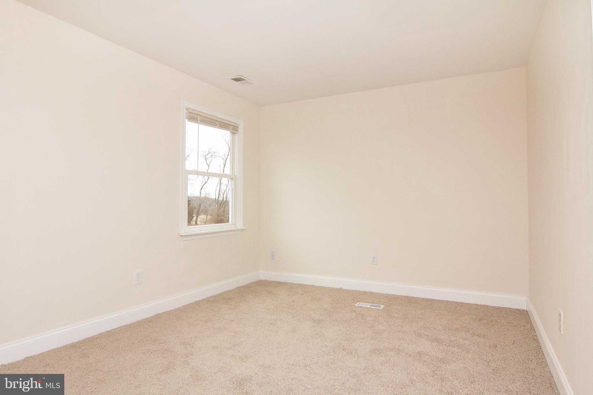 2323 Gillis Road Mount Airy, MD 21771 - Photo 27 of 31 Bedroom 3