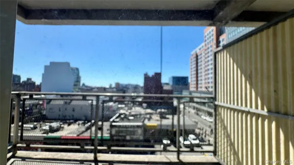 $409,000 | 142-05 Roosevelt Avenue, Unit 611 | Downtown Flushing