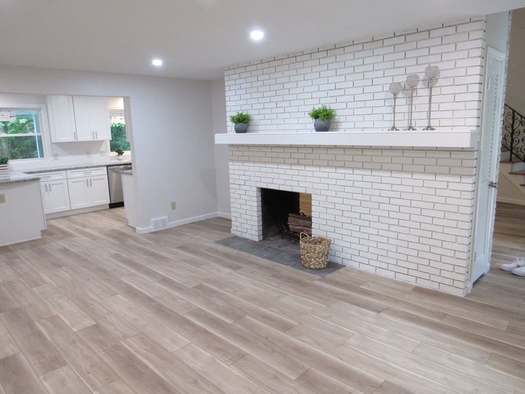 287 Wilbraham Road Monson, MA 01057 - Photo 9 of 40 Gallery Image 9