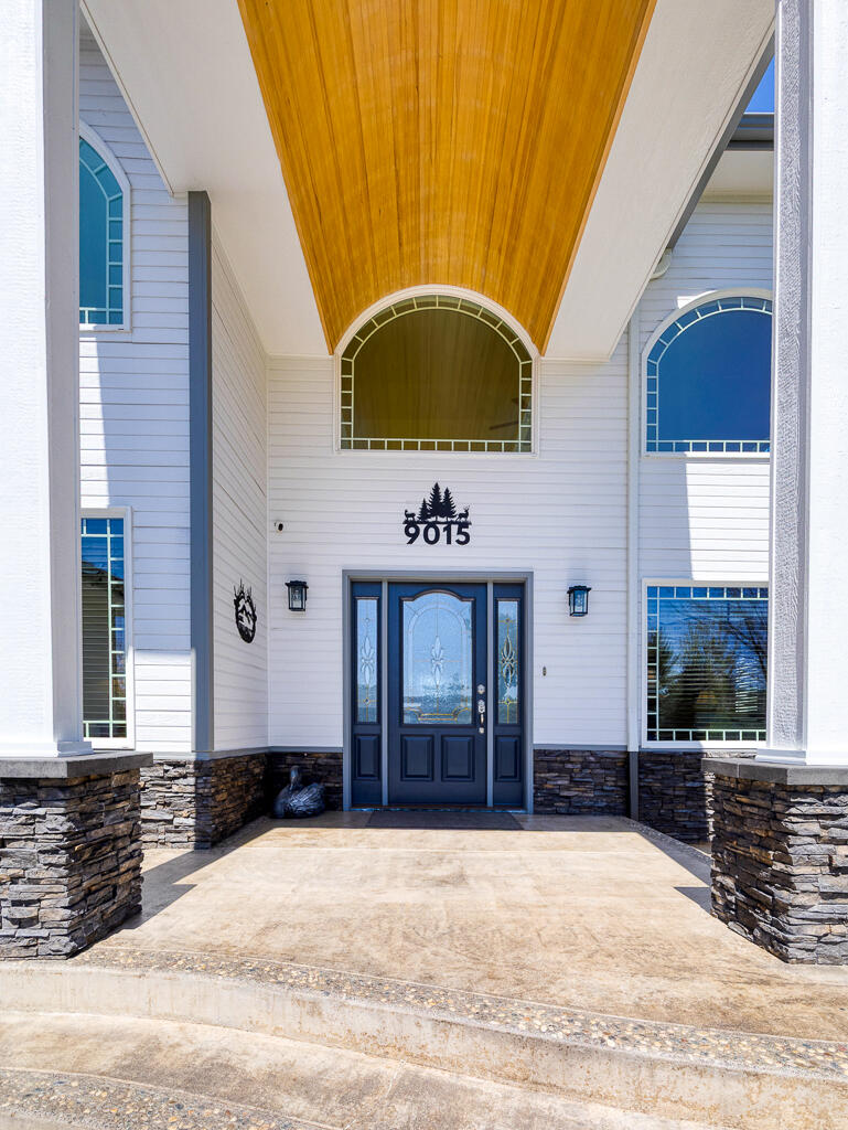 9015 Arant Road Klamath Falls, OR 97603 - Photo 4 of 41 Arant-5