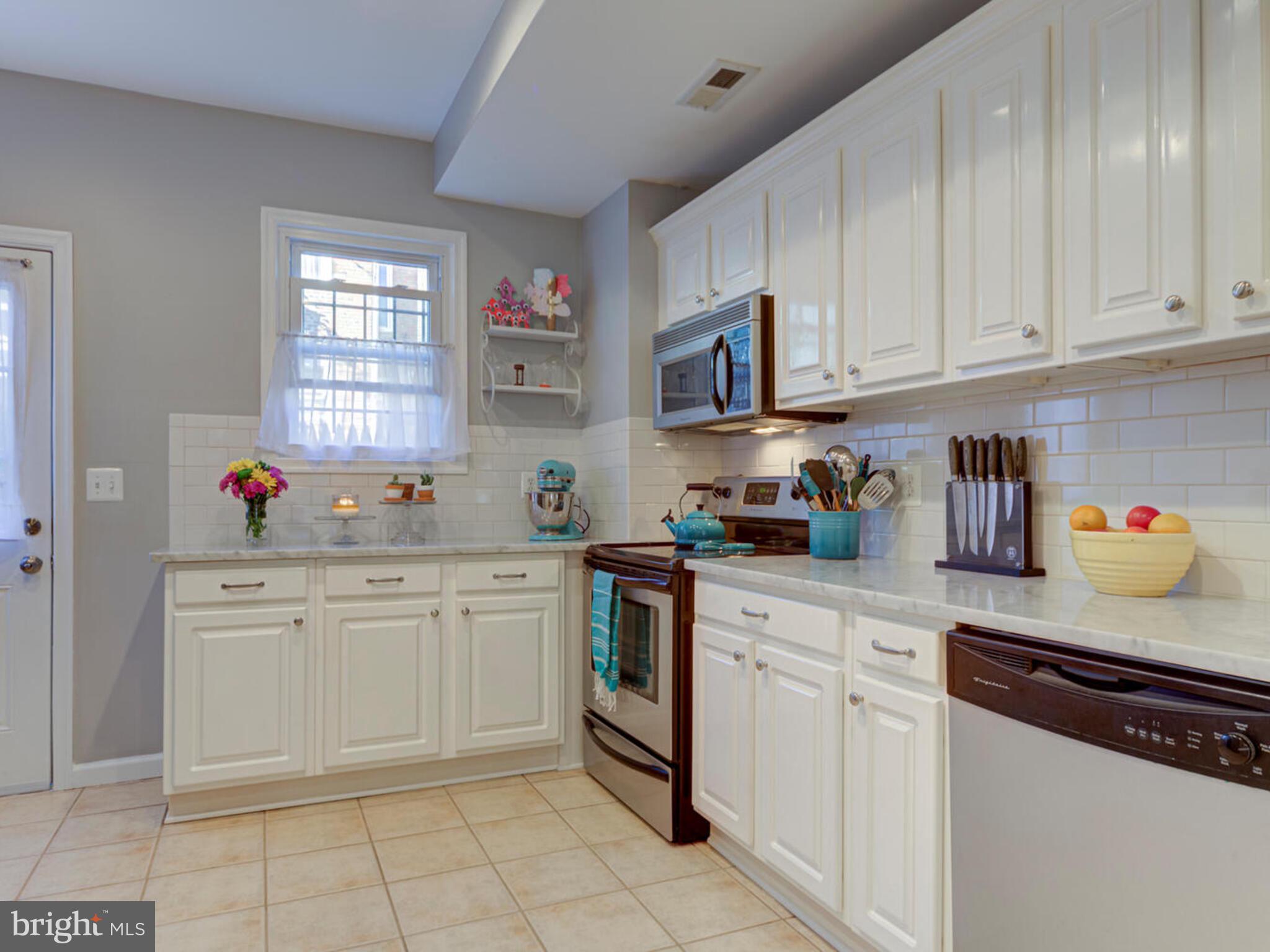 1646 Kramer Street Northeast Washington, DC 20002 - Photo 11 of 33 Gallery Image 11