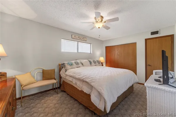$184,500 | 291 Southwood Shores Place, Unit 3D, Lake Ozark, MO 65049