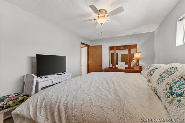 $184,500 | 291 Southwood Shores Place, Unit 3D, Lake Ozark, MO 65049
