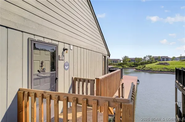 $184,500 | 291 Southwood Shores Place, Unit 3D, Lake Ozark, MO 65049