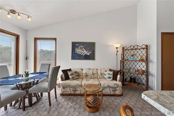 $184,500 | 291 Southwood Shores Place, Unit 3D, Lake Ozark, MO 65049