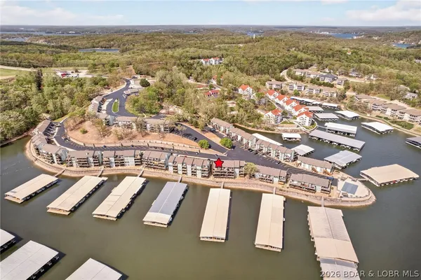 $184,500 | 291 Southwood Shores Place, Unit 3D, Lake Ozark, MO 65049