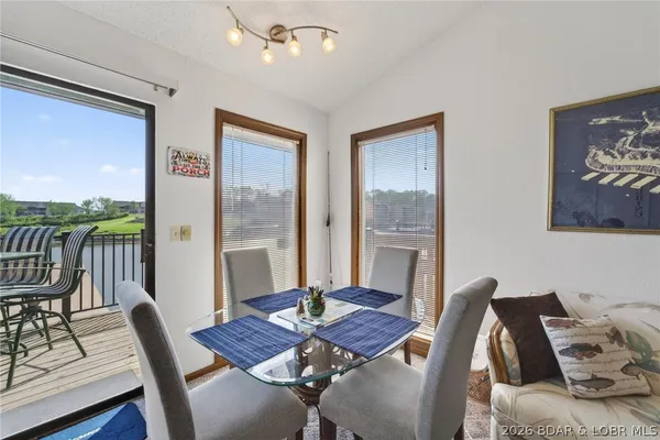 $184,500 | 291 Southwood Shores Place, Unit 3D, Lake Ozark, MO 65049
