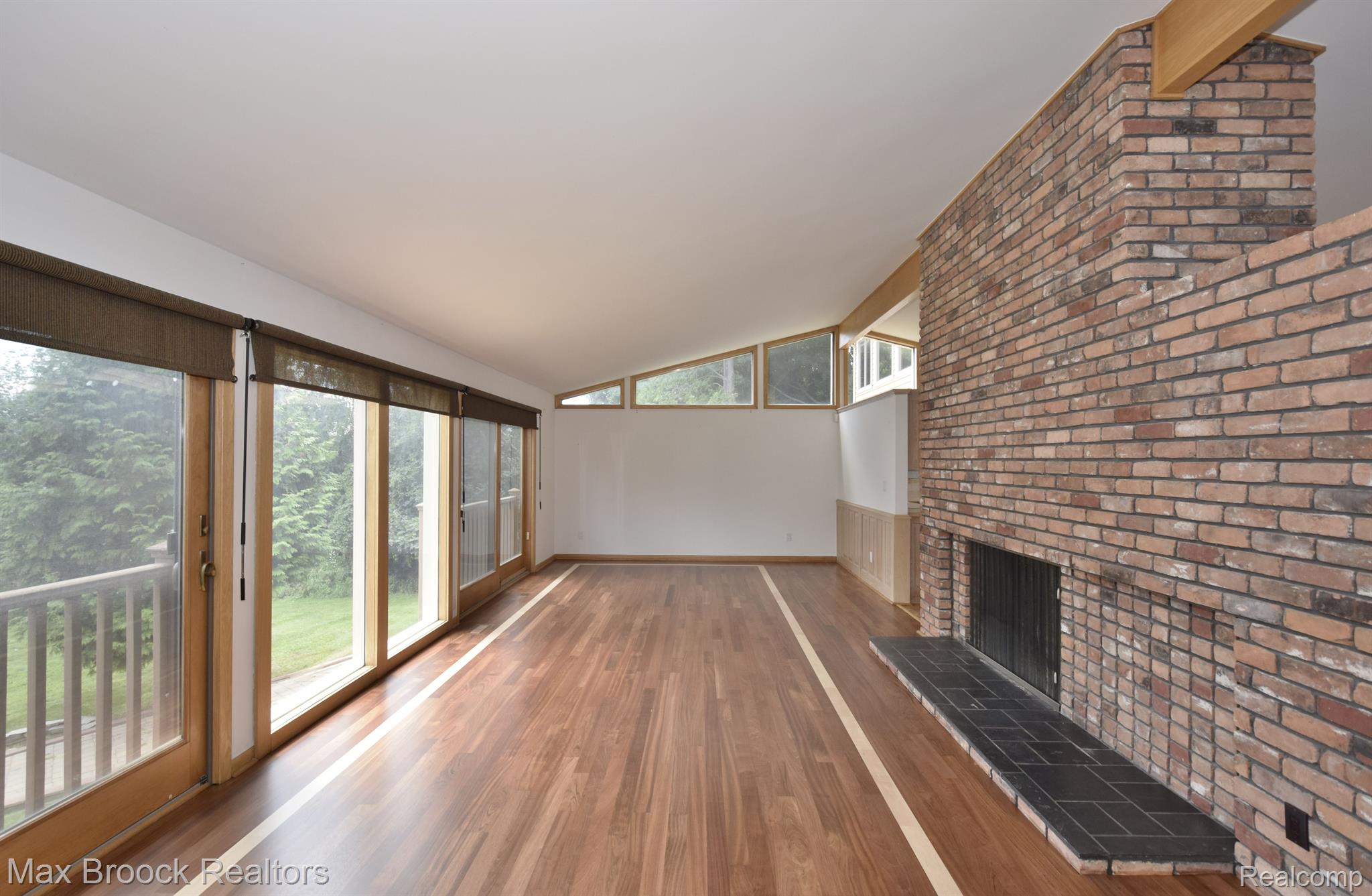 1615 Dutton Road Rochester, MI 48306 - Photo 6 of 50 Gallery Image 6