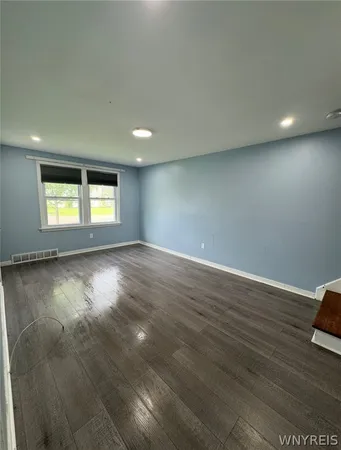 $284,900 | 783 Highland Avenue, Tonawanda, NY 14223