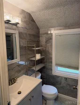 $284,900 | 783 Highland Avenue, Tonawanda, NY 14223