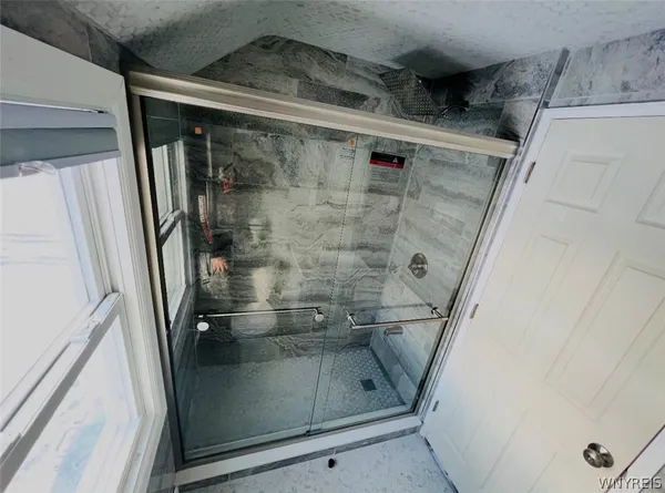 $284,900 | 783 Highland Avenue, Tonawanda, NY 14223