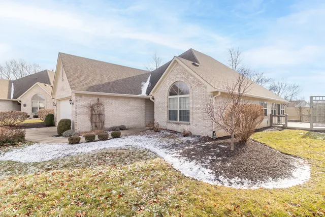 $333,500 | 1781 Stonewall Circle, Greenfield, IN 46140