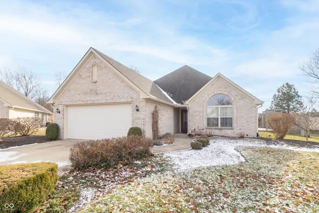 $333,500 | 1781 Stonewall Circle, Greenfield, IN 46140