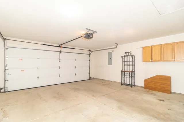 $333,500 | 1781 Stonewall Circle, Greenfield, IN 46140