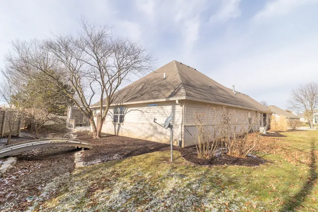 $333,500 | 1781 Stonewall Circle, Greenfield, IN 46140