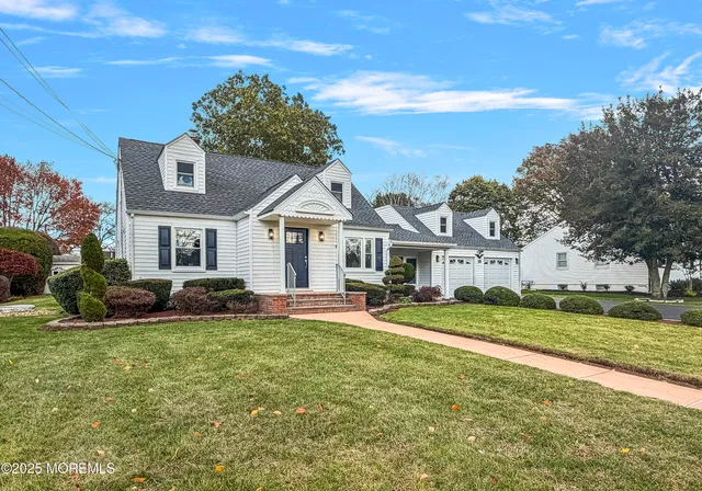 $729,900 | 39 Pine Avenue, Freehold, NJ 07728