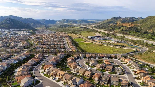 $865,000 | 35875 Esperia Way, Fallbrook, CA 92028