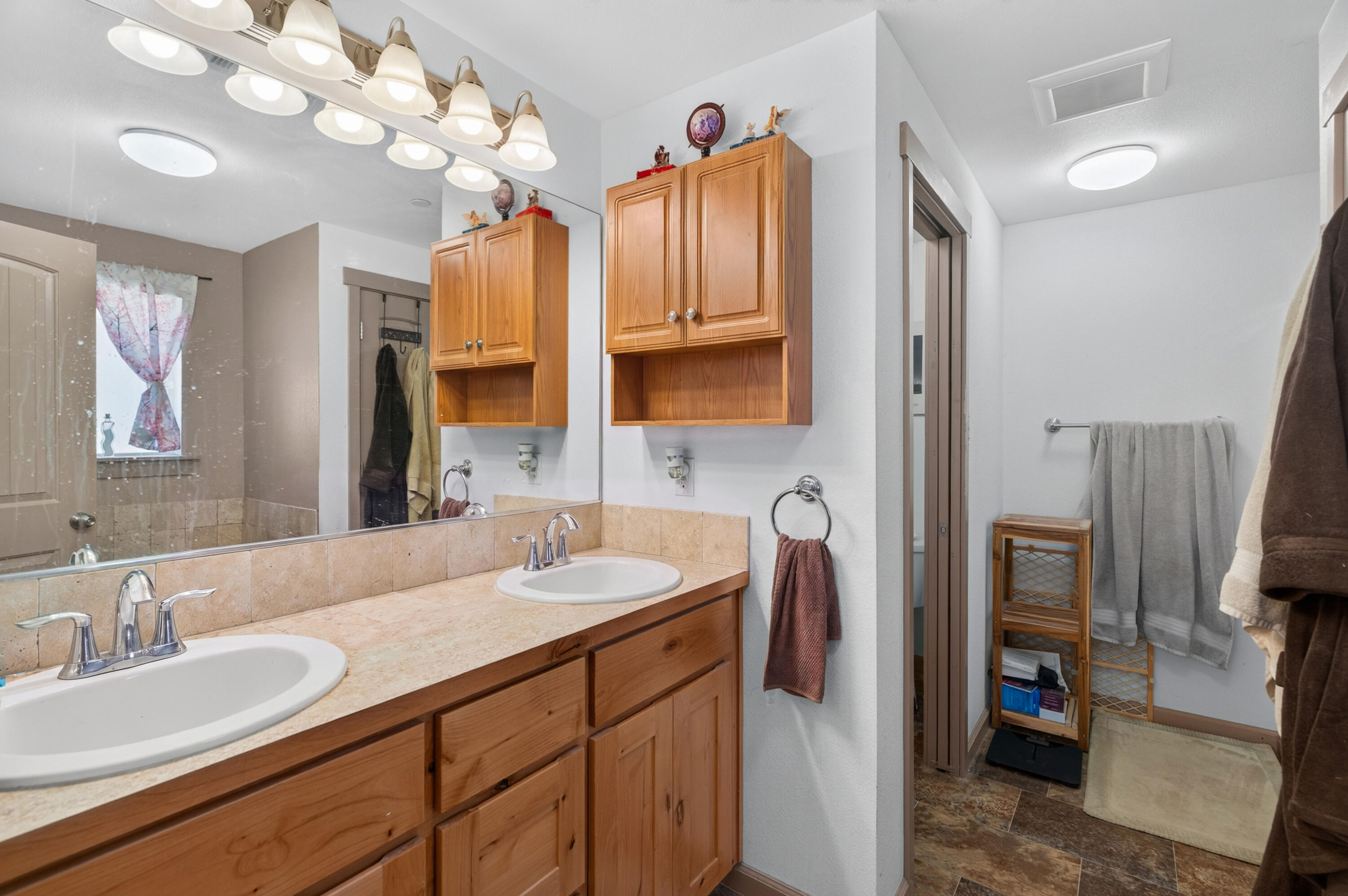 3463 Fiddlers Road Igo, CA 96047 - Photo 13 of 32 image1 (3)
