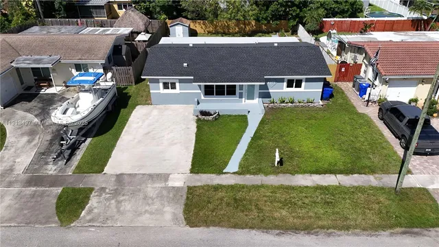 $3,750 | 6371 Scott Street, Hollywood, FL 33024