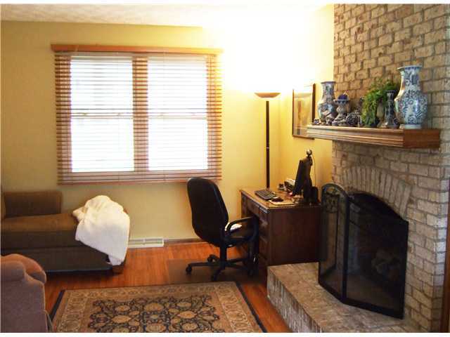 2432 Merbrook Road Columbus, OH 43235 - Photo 8 of 18 Gallery Image 8