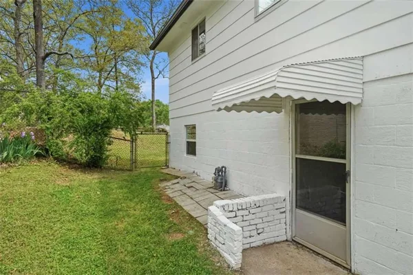 $369,000 | 1143 Creekdale Drive, Clarkston, GA 30021