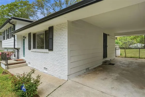 $369,000 | 1143 Creekdale Drive, Clarkston, GA 30021