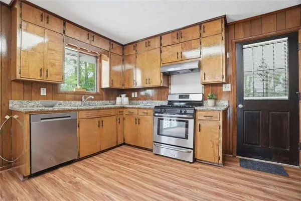 $369,000 | 1143 Creekdale Drive, Clarkston, GA 30021