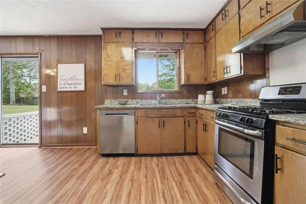 $369,000 | 1143 Creekdale Drive, Clarkston, GA 30021