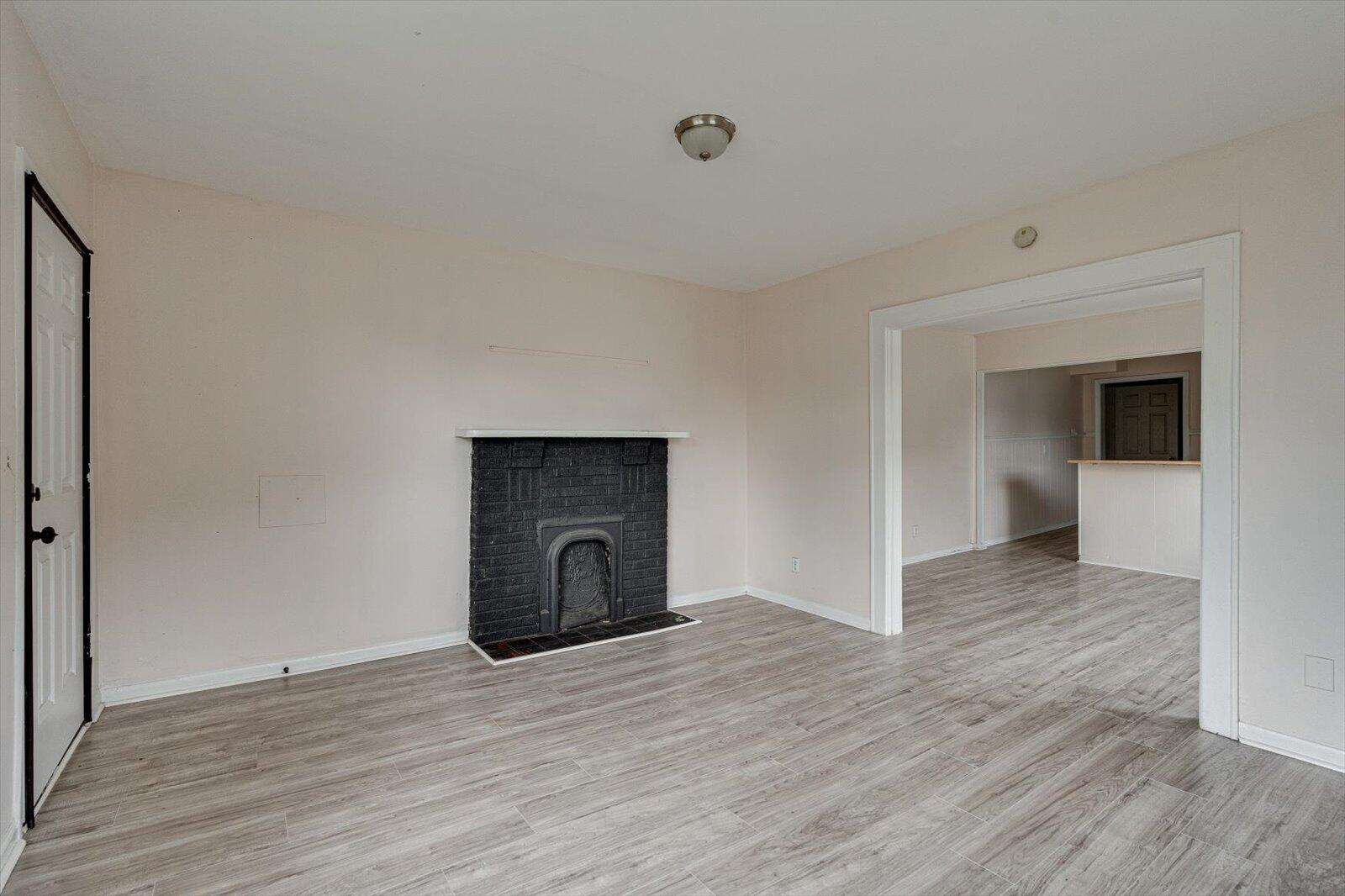 604 Dodson Avenue Chattanooga, TN 37404 - Photo 5 of 21 05-604 Dodds Ave-5