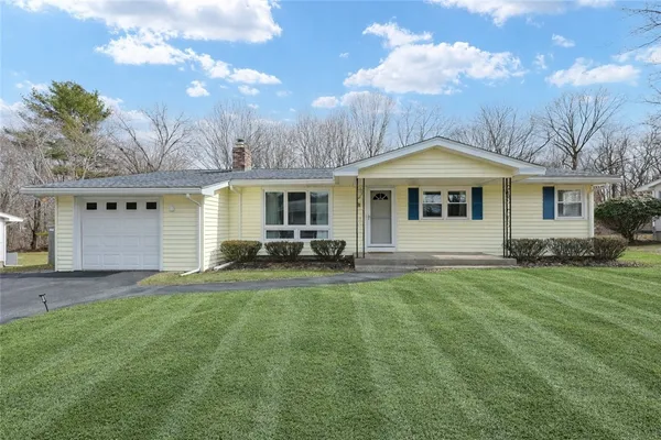 $525,000 | 40 Forestdale Drive, Cumberland, RI 02864