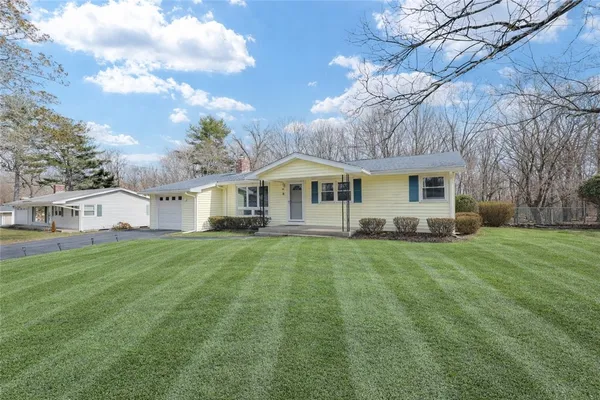 $525,000 | 40 Forestdale Drive, Cumberland, RI 02864
