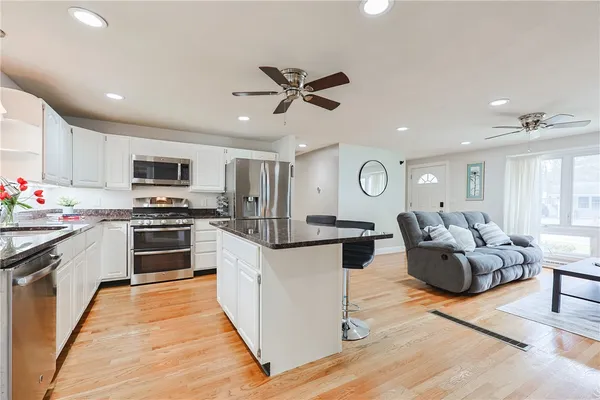 $525,000 | 40 Forestdale Drive, Cumberland, RI 02864