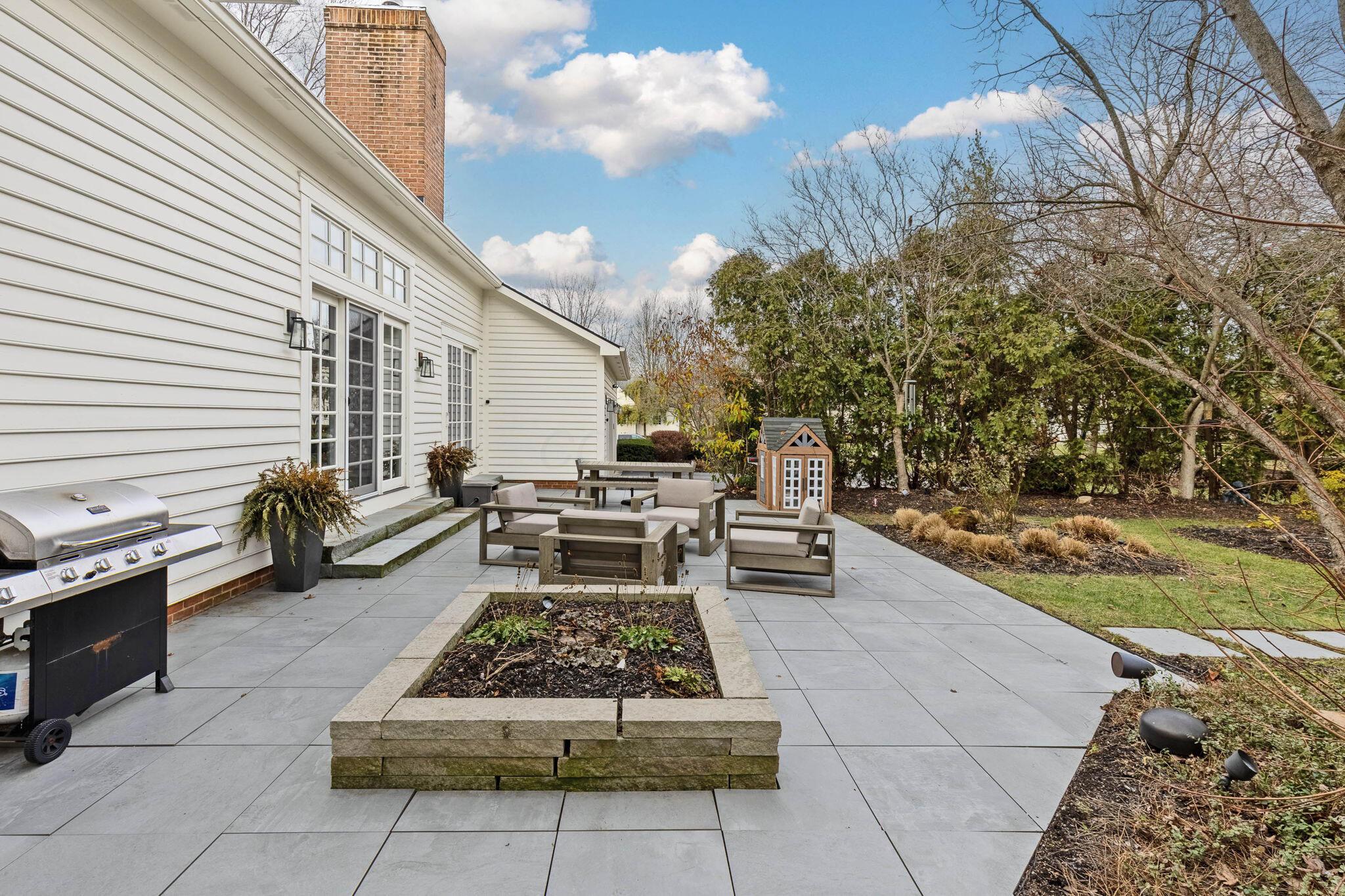 3908 James River Road New Albany, OH 43054 - Photo 42 of 47 Patio