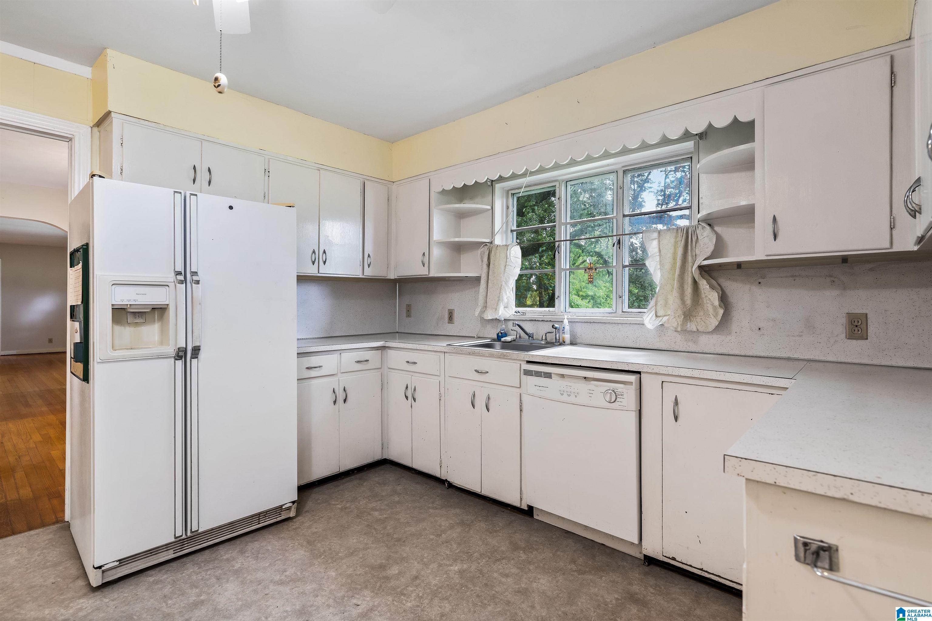 1333 Springville Road Birmingham, AL 35235 - Photo 15 of 28
